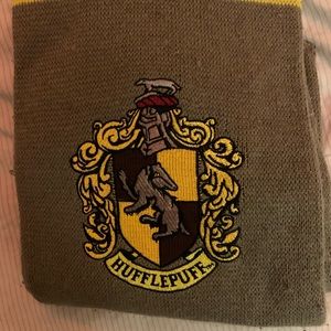Harry Potter Hufflepuff scarf